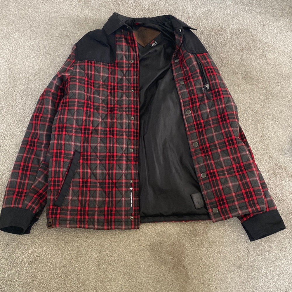 686 plaid snowboarding jacket size US M